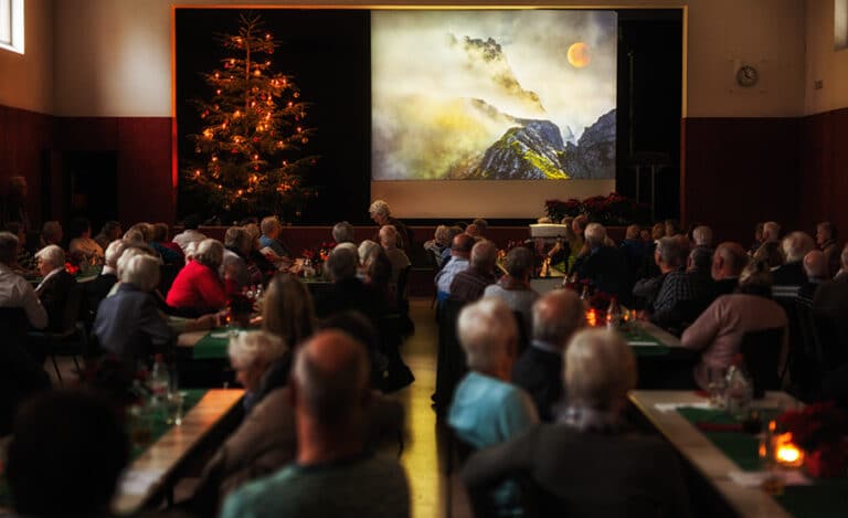 Fotoclub zeigt Landschaftsimpressionen an der Senioren-Weihnachtsfeier in Obersulm-Sülzbach