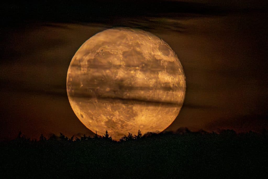 mester r6273040 2.psd abnehmender vollmond